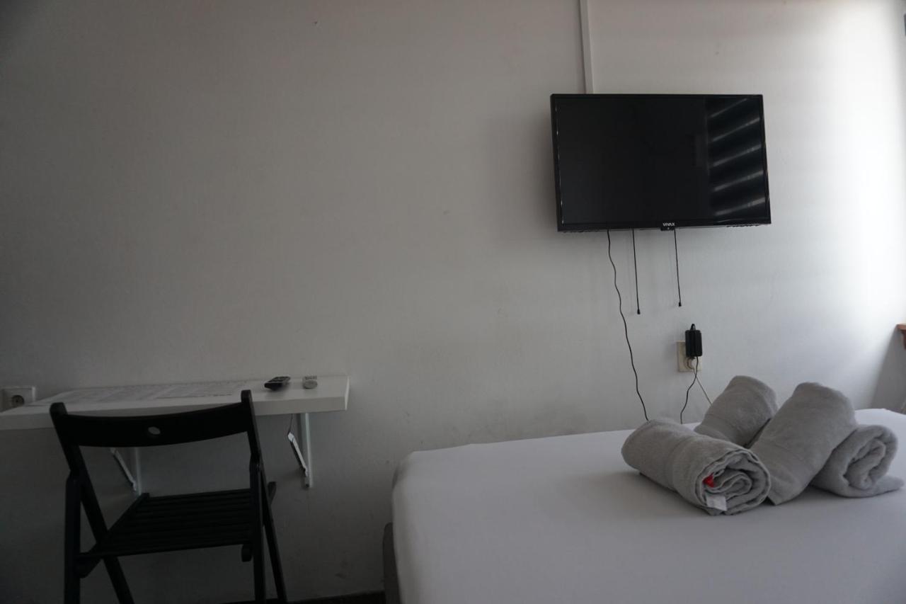 Guesthouse & Restaurant Tekovina スメデレヴォ エクステリア 写真